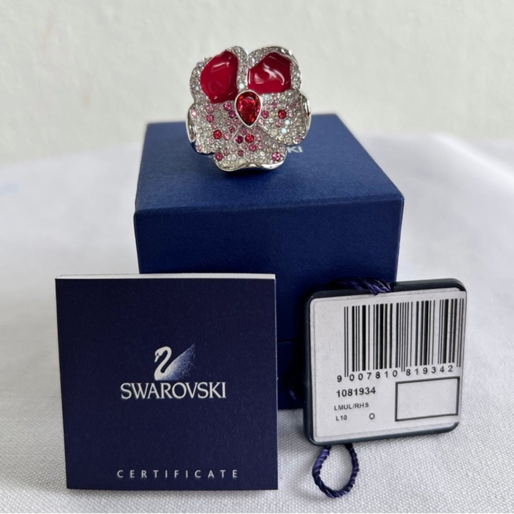 Swarovski Pink Flower Ring NWB in size 55